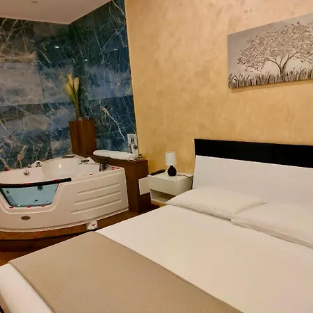 Piano Terra Con Idromassaggio Parco Dora-daniele's House Apartmán